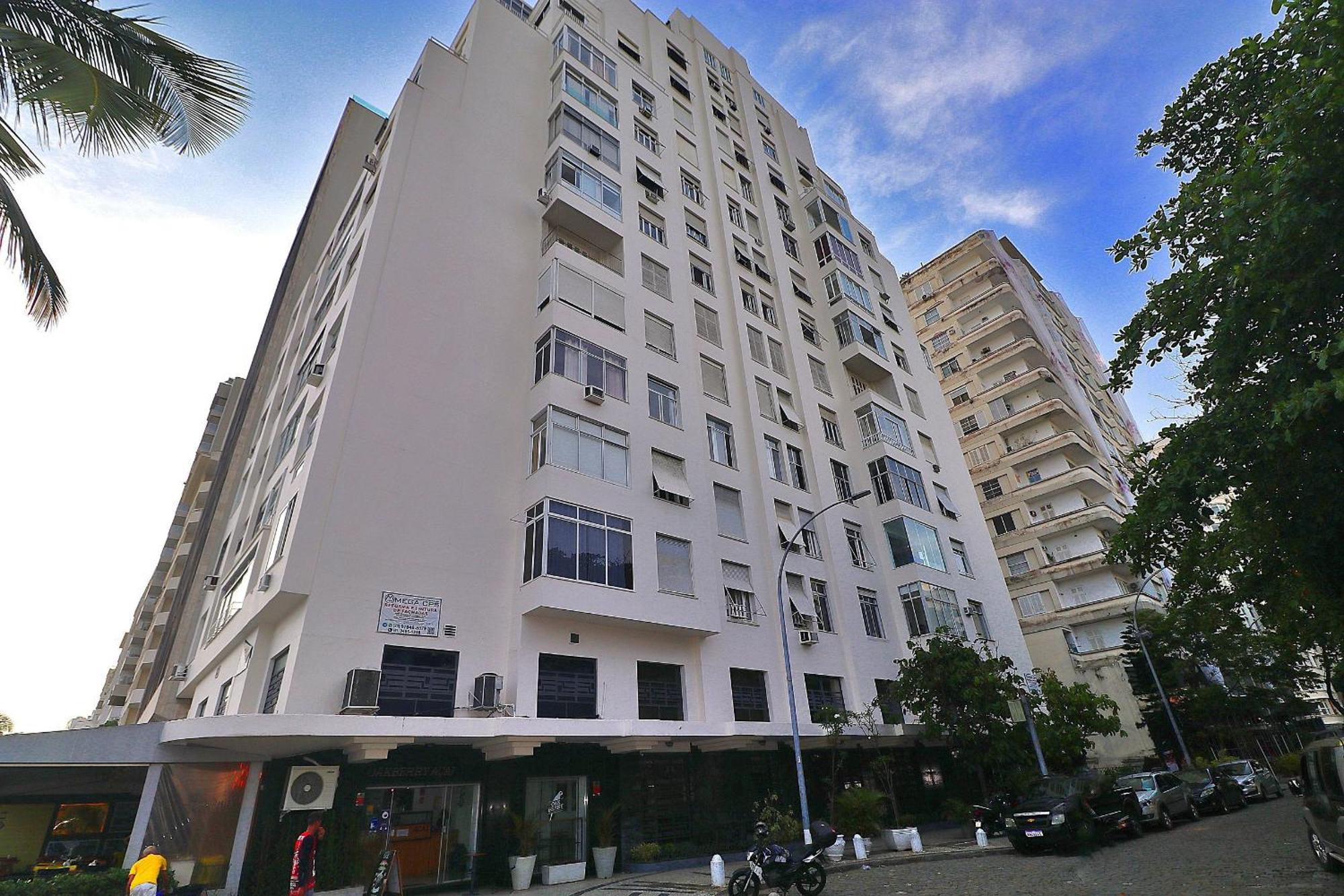 Incrivel Cobertura Frente Mar Com Terraço Em Copacabana! Apartamento Rio de Janeiro